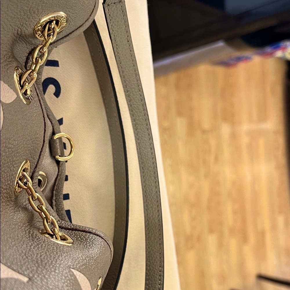 Louis Vuitton Bundle Empreinte - image 7